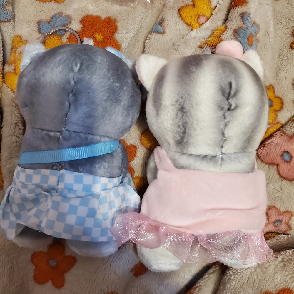 Mofusand Cat Cute Plush Cat Dolls with Accessories Keychains / Bag Charms - Picture 2 of 2